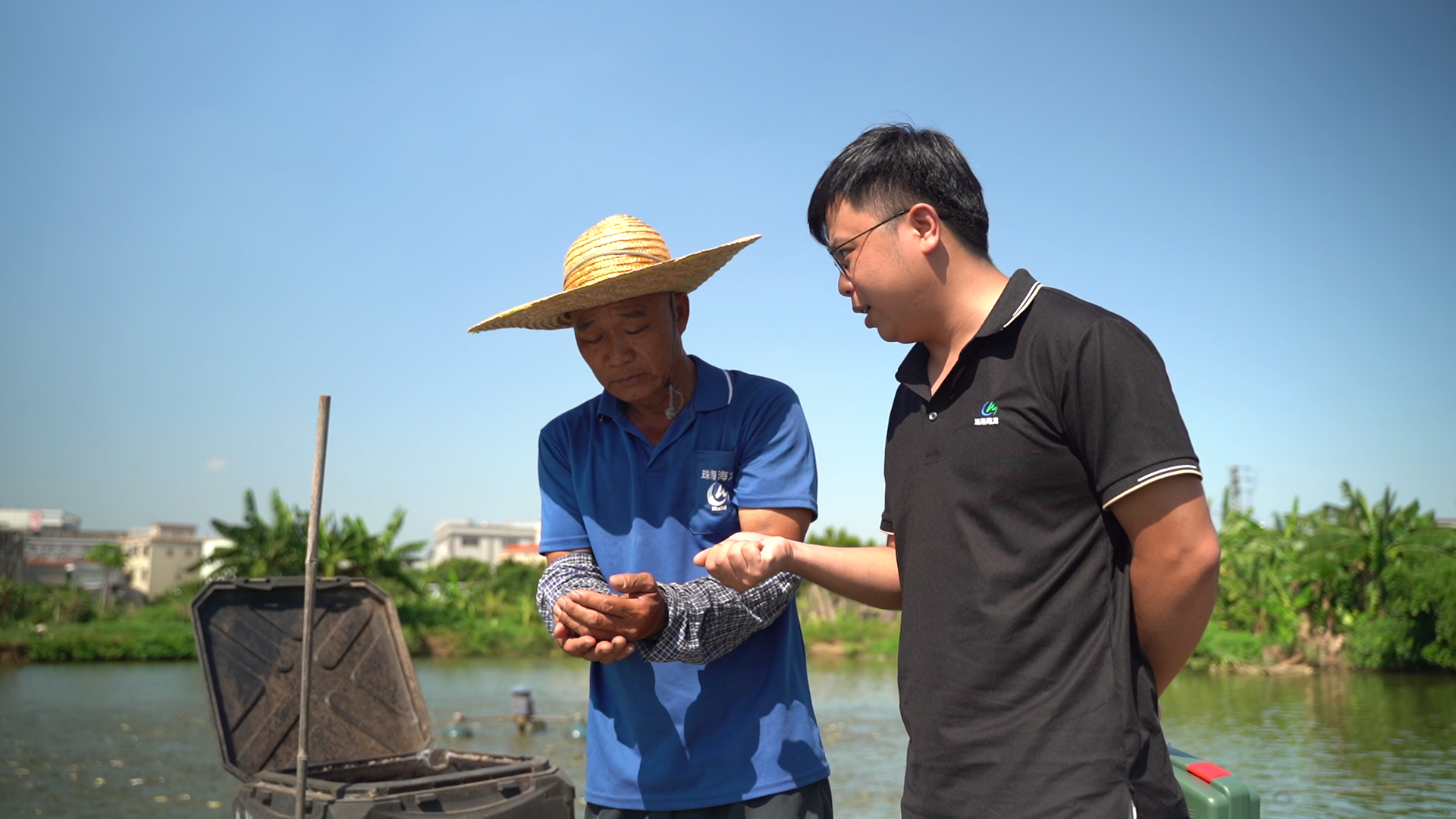 海大集團(tuán)服務(wù)人員在中山走訪(fǎng)塘頭.png